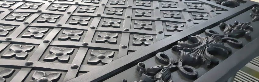 Центр изготовления художественных литых изделий из чугуна. Отливка чугунная 580х390х335. Художественное чугунное литье касли. Г. Художественное литье из металла.